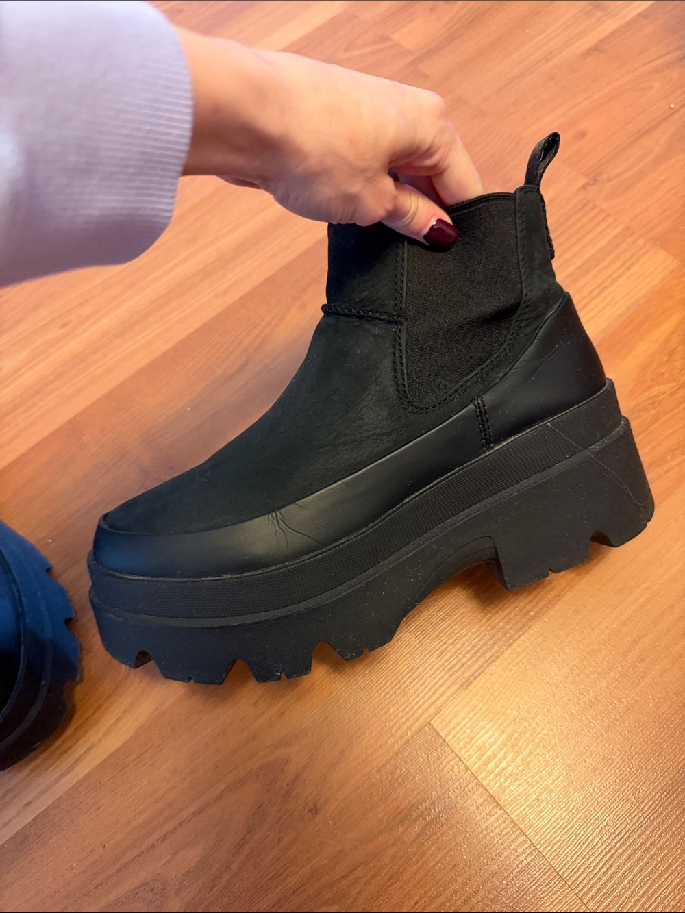 UGG women’s Black Slip-On platform Chelsea boots